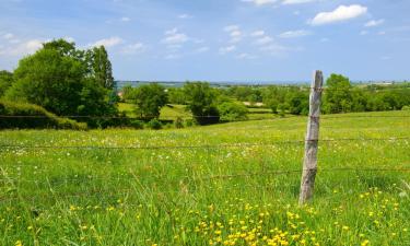 Hotell med parkering i Saint-Germain-les-Belles