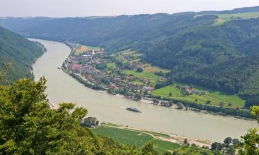 Vacation Rentals in Engelhartszell