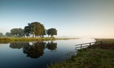 Hotels with Parking in Beerze