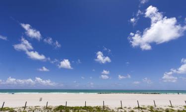 Cottages in Lantana