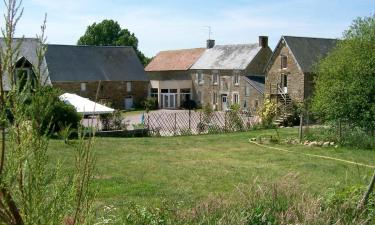 Hotels with Parking in Ouffières