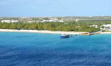 Hotels with Parking in Grand Turk