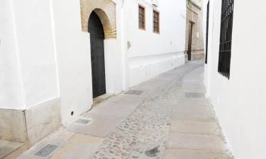 Hotels with Parking in El Burgo