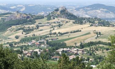 Hotels with Parking in Canossa