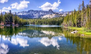 Hotels with Jacuzzis in Old Mammoth