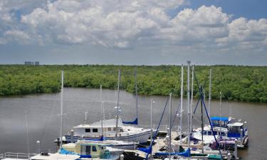 Отели с парковкой в городе Goodland