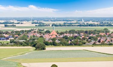 Hotels with Parking in Wesselburen