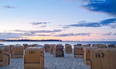 Hotéis na praia em Heikendorf