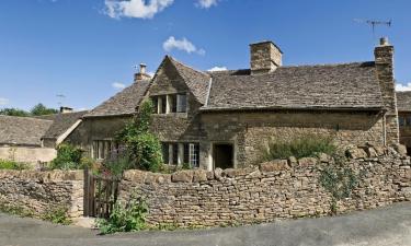 Hoteles con estacionamiento en Upper Slaughter