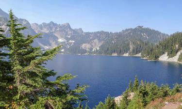 Cottages in Snoqualmie Pass