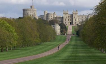 Hotels amb aparcament a Old Windsor