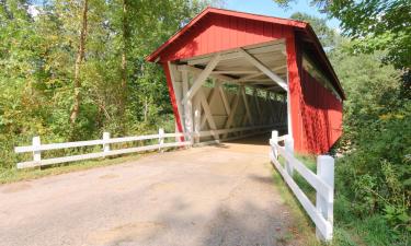 Hotels with Parking in Richfield