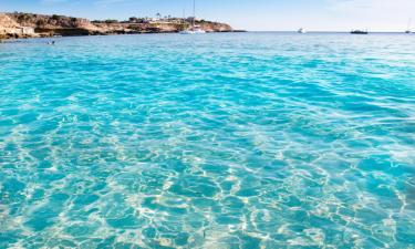 Hotels with Pools in Cala Comte