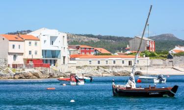 Hotels with Parking in Corrubedo