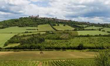 Aluguéis de Temporada em Poilly-sur-Serein