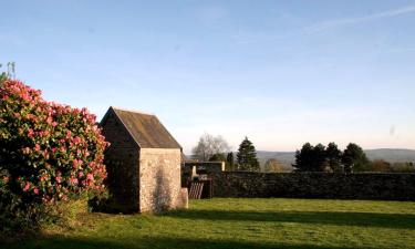 Hotels with Parking in Caumont-lʼÉventé