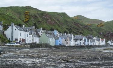 Cottages in Gardenstown