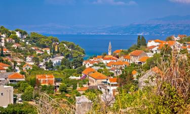 Smještaji uz plažu u gradu 'Splitska'