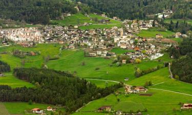 Hotels amb aparcament a Fortezza