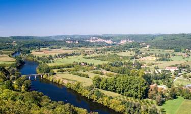 Hotely s parkováním v destinaci Thégra