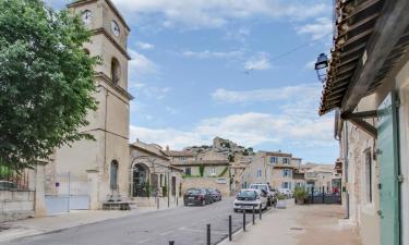 Hôtels avec parking à Aureille