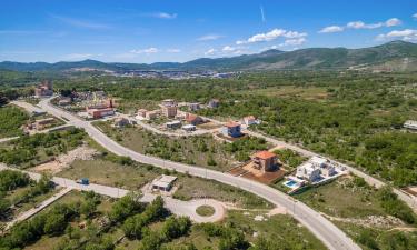 Ferienunterkünfte in Dugopolje