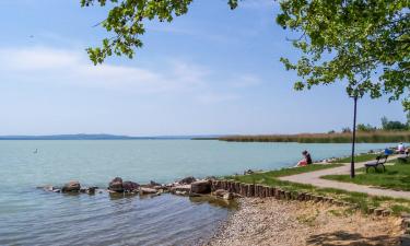 Hoteles en Balatonudvari