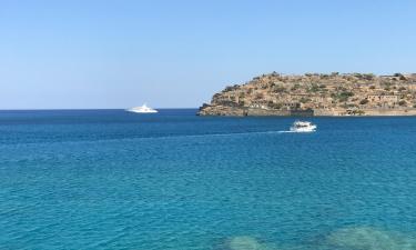 Beach rentals in Pláka