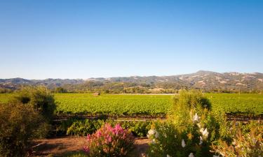 Hotels with Parking in Geyserville