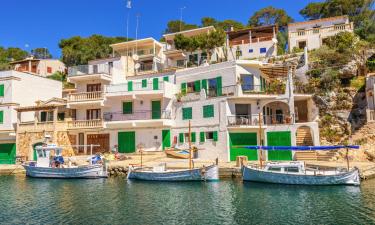 Apartments in Cala Figuera