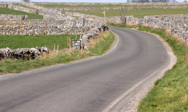 Hotels with Parking in Clay Cross