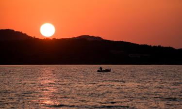 Διαμερίσματα στην Αχαράβη