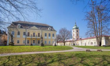 Porodični hoteli u gradu Paskov