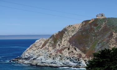 Hotels with Parking in Montara