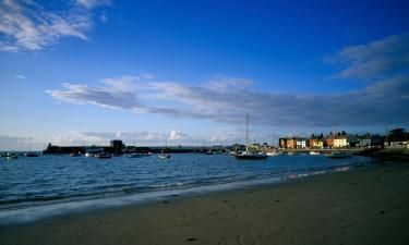 Hotels with Parking in Skerries