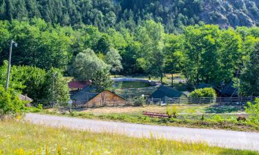 Hotels with Parking in Lopatnica