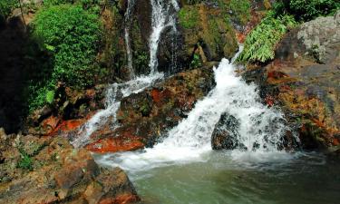 Hotels with Pools in Laem Sor