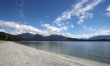 Hoteles con estacionamiento en Manapouri