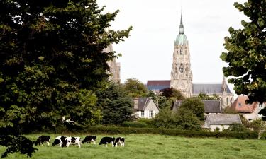 Hôtels avec parking à Audrieu