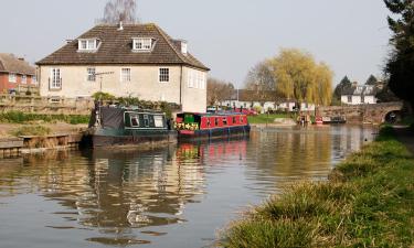 Hotels with Parking in Hungerford