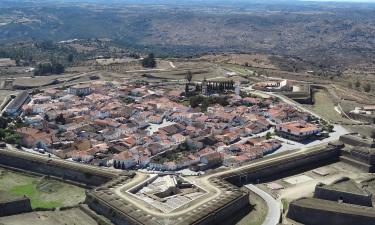 Hoteles con parking en Almeida