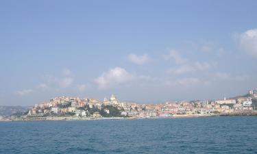 Παραθεριστικές κατοικίες σε Santo Stefano al Mare