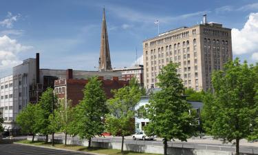 Hotels in Utica