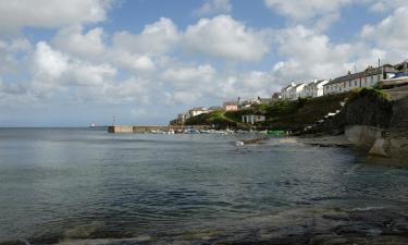 Hoteles con estacionamiento en Porthscatho