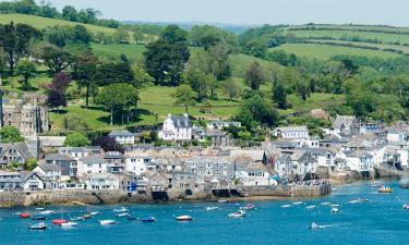 Hotels with Parking in Fowey