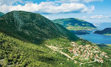 Kuće za odmor i apartmani u gradu 'Fternón'