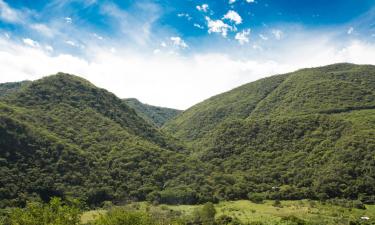 Hotéis com Piscina em Apulo