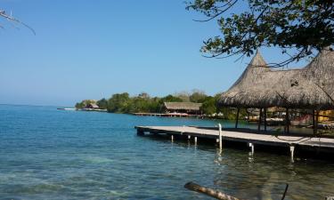 Paplūdimio viešbučiai mieste Isla Mukura