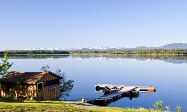 Anahim Lake şehrindeki oteller