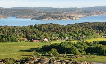 Hotell med parkering i Varekil